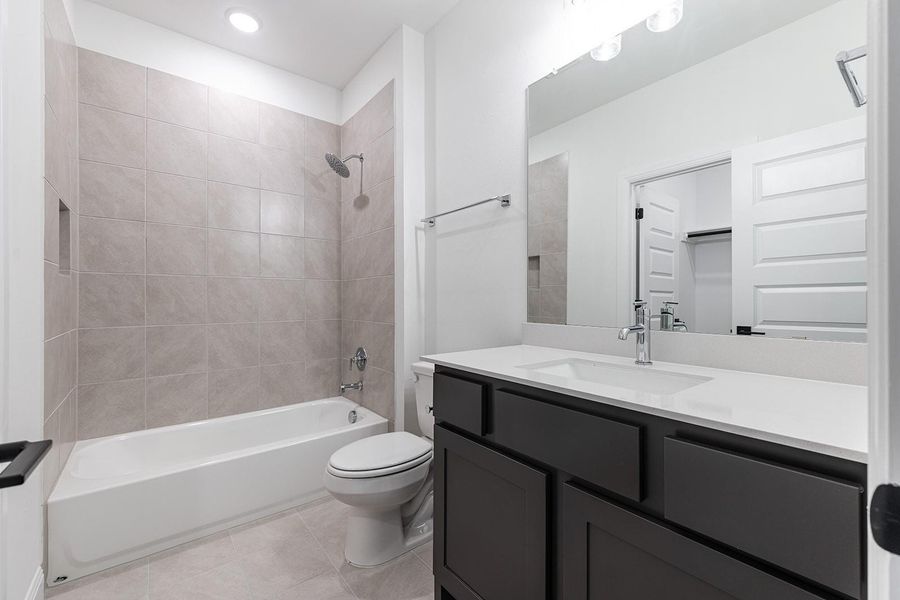 Furnished interior view inside a new home in The Hollows Sanctuary - 85', Jonestown (Image 10).