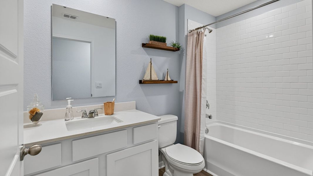Representative furnished interior of a home built from the BERKELEY II by D.R. Horton in Bridle Creek Express, Jacksonville (Image 23).