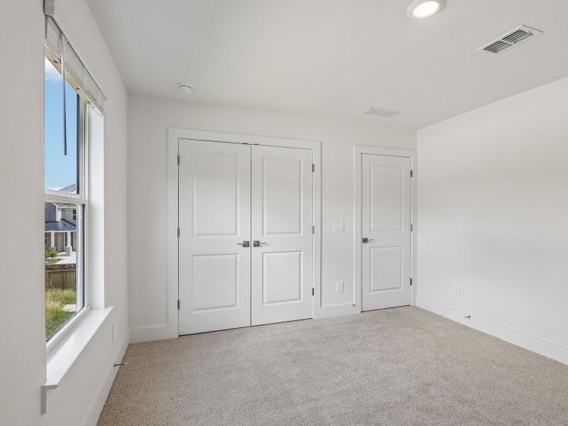 Spacious, unfurnished interior of a new home in Station Hill - Estate Series, Franklin (Image 20). Spacious, unfurnished interior of a new home in Station Hill - Estate Series, Franklin (Image 20).