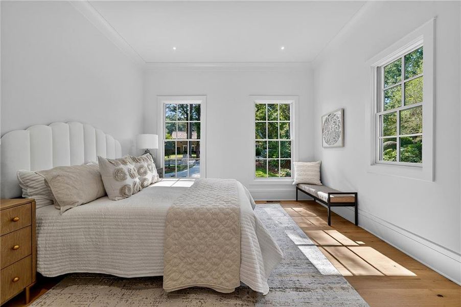 Furnished interior view inside a new home in , Atlanta (Image 12).