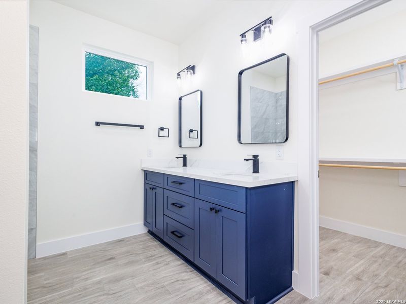 Furnished interior view inside a new home in , Brownwood (Image 14).