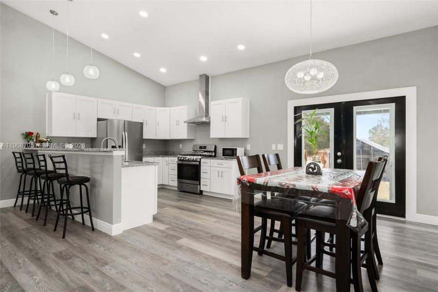 Furnished interior view inside a new home in , Avon Park (Image 10).