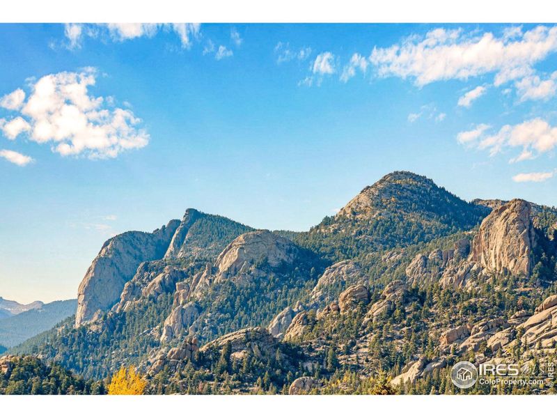 Views of Lumpy Ridge