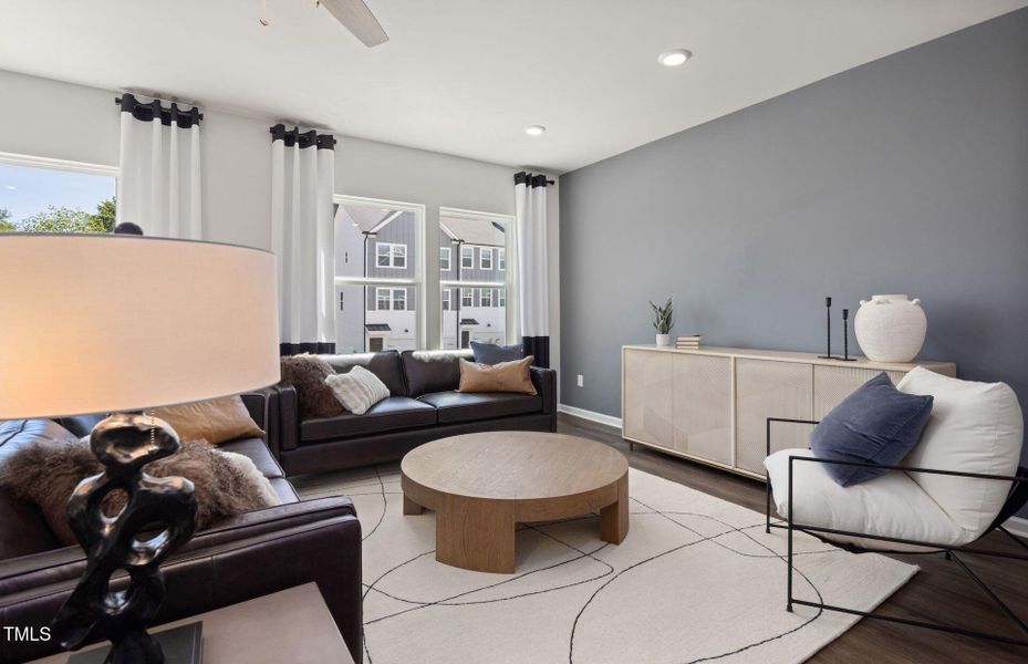 Huxley Jellicoe Model (4) Huxley Jellicoe Model (4)