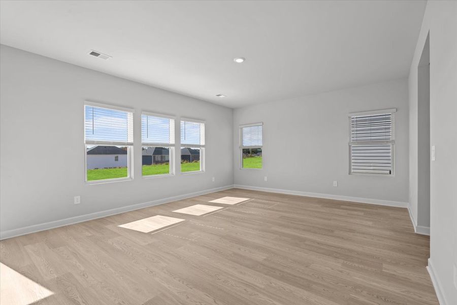 Spacious, unfurnished interior of a new home in Maxwell Commons, Easley (Image 16).