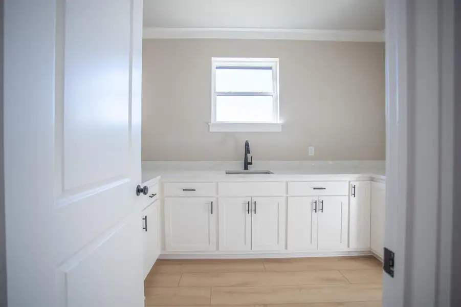 Furnished interior view inside a new home in , Tyler (Image 14).