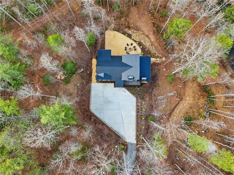 Image 70 of a home in .