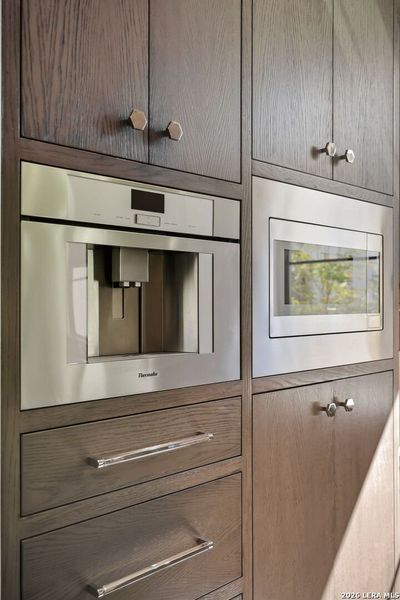 Close-up of interior finishes inside a home in , San Antonio (Image 22).