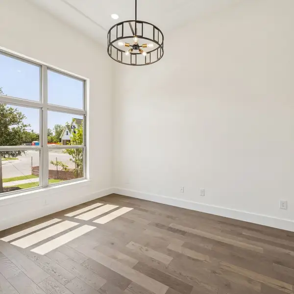 Spacious, unfurnished interior of a new home in The Parks at Wilson Creek, Celina (Image 67). Spacious, unfurnished interior of a new home in The Parks at Wilson Creek, Celina (Image 67).