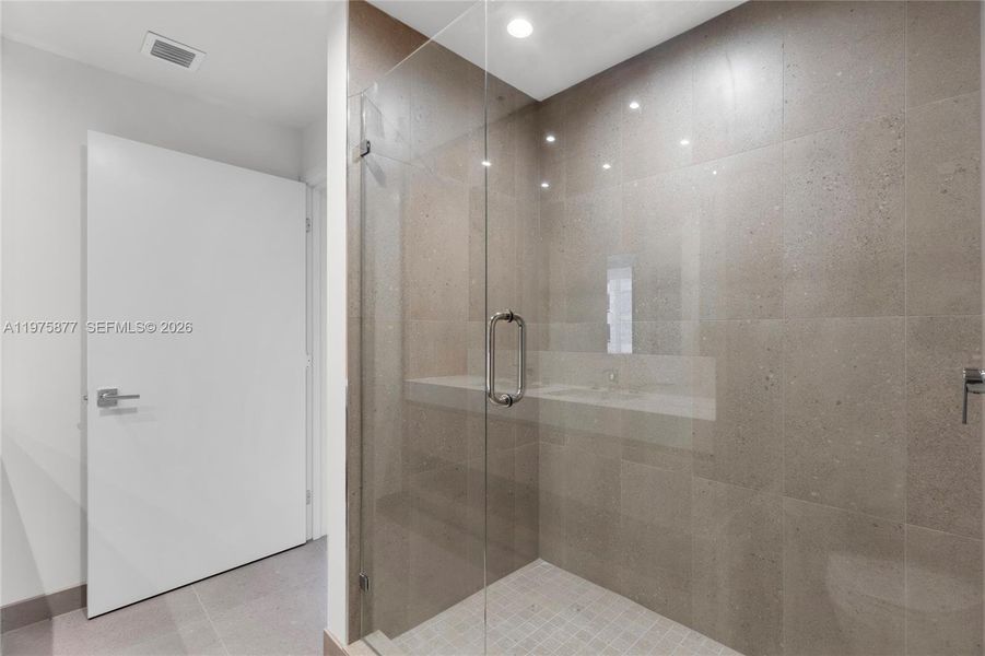 Image 30 of a home in .