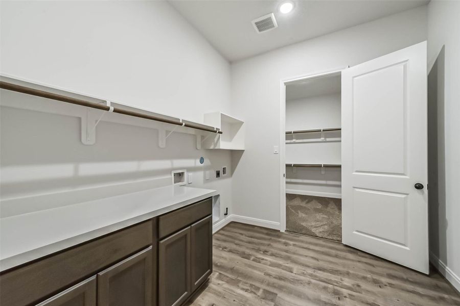 Furnished interior view inside a new home in , Baytown (Image 11).