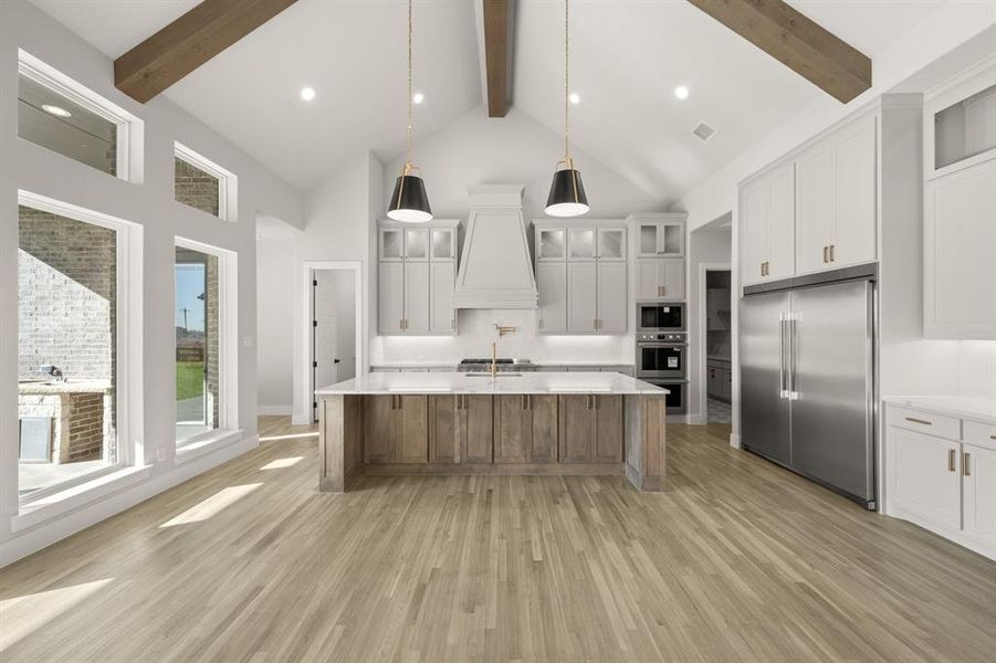 1873 Sutherland Cresent- Kitchen-1 1873 Sutherland Cresent- Kitchen-1