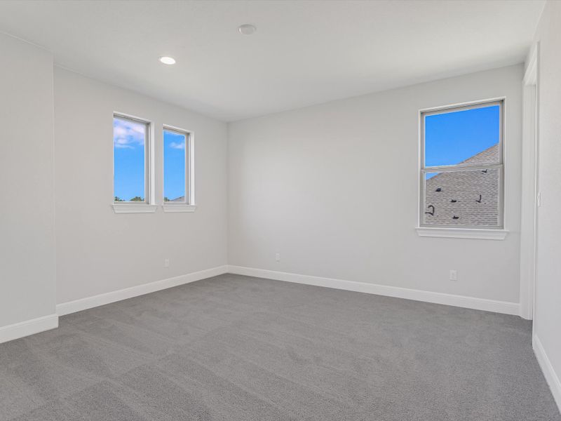 Representative unfurnished interior of a home built from the Topaz II by Giddens Homes in Riverstone, Georgetown (Image 88).