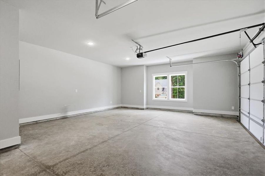 Spacious, unfurnished interior of a new home in , Statham (Image 47).