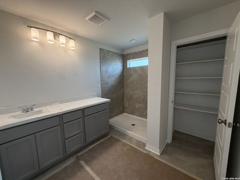 In-progress construction of a new home in Arroyo Ranch, Seguin, TX (Image 5).
