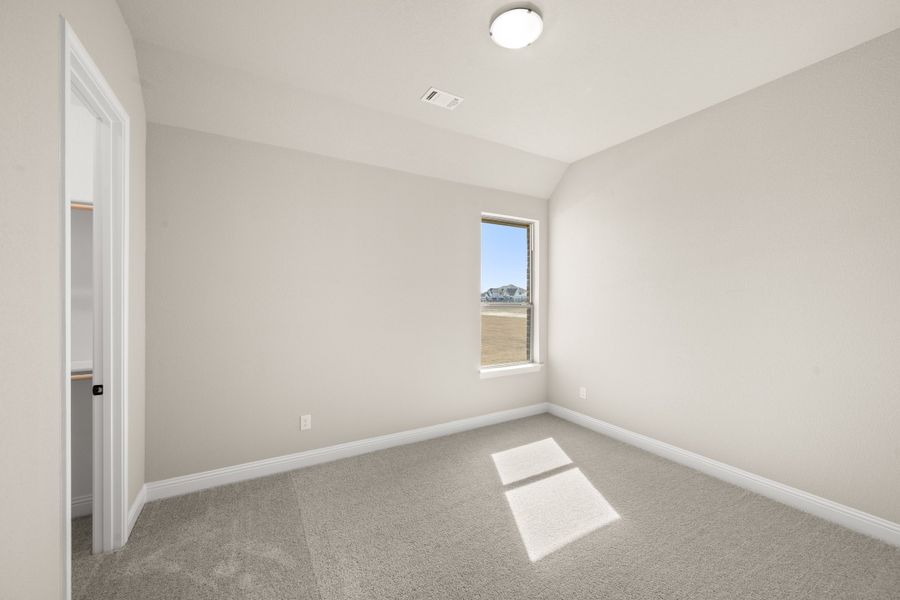 Spacious, unfurnished interior of a new home in Paloma Ranch, Justin (Image 23).