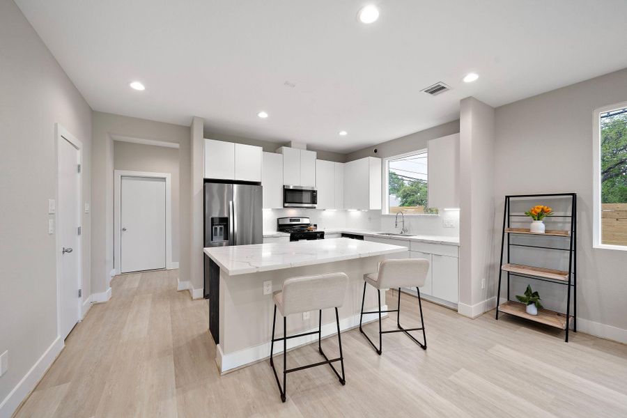 Furnished interior view inside a new home in Scranton Estates, Houston (Image 32). Furnished interior view inside a new home in Scranton Estates, Houston (Image 32).