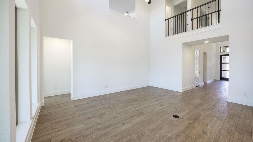 Spacious, unfurnished interior of a new home in Wolf Ranch, Georgetown (Image 10). Spacious, unfurnished interior of a new home in Wolf Ranch, Georgetown (Image 10).