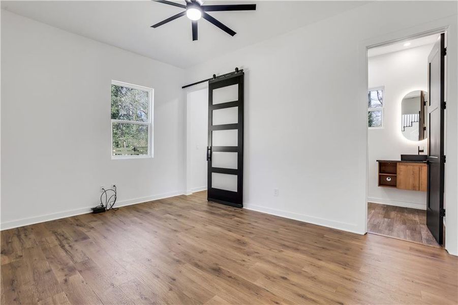 Spacious, unfurnished interior of a new home in , Atlanta (Image 44). Spacious, unfurnished interior of a new home in , Atlanta (Image 44).