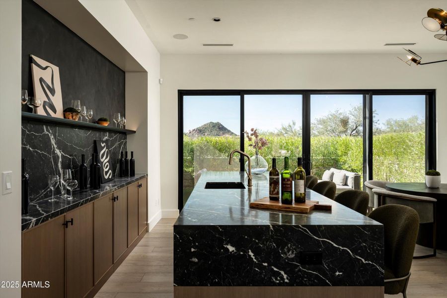 12-8386 E Leaning Rock Staged-14