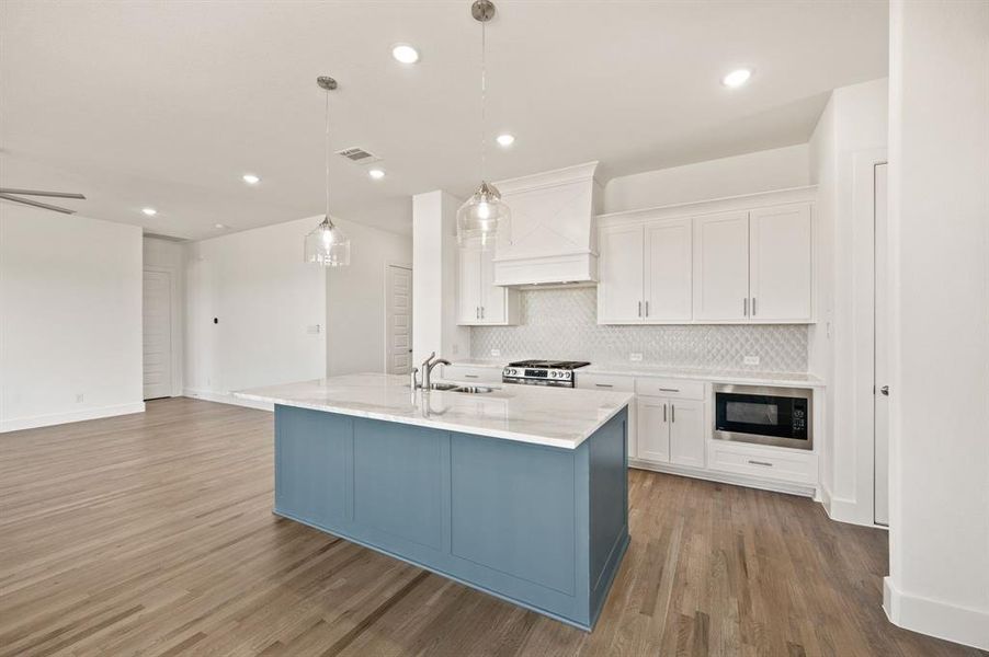 Furnished interior view inside a new home in Rocky Top Ranch, Reno (Image 6).