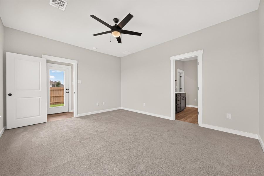 Spacious, unfurnished interior of a new home in , Bonney (Image 30).