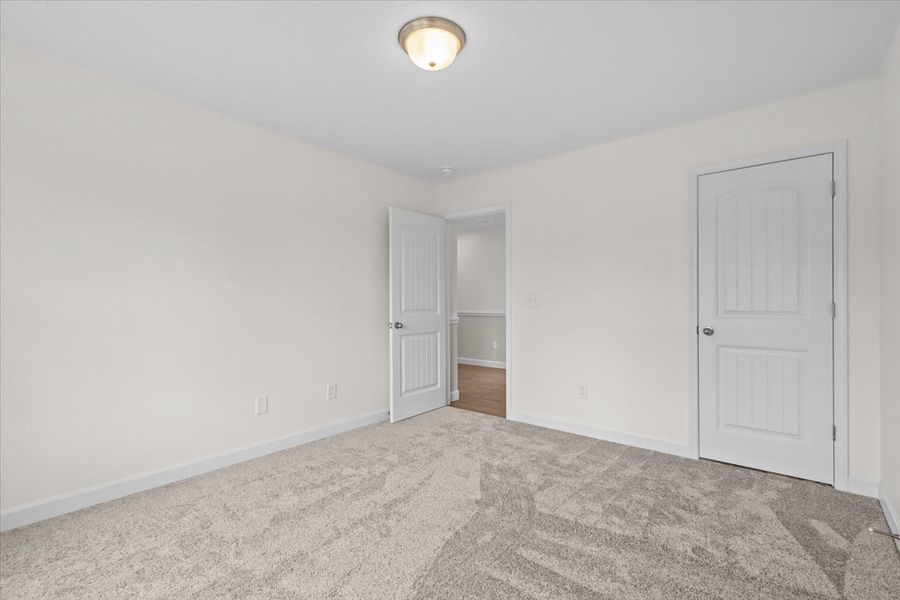 Representative unfurnished interior of a home built from the Drayton by Enchanted Homes in Lonesome Dove, San Antonio (Image 22).