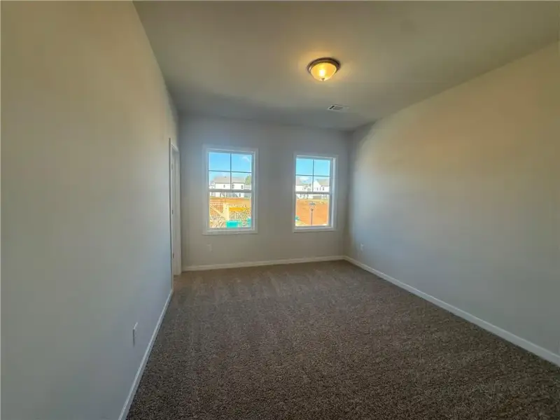 Spacious, unfurnished interior of a new home in Rosewood Lake Estates, Hoschton (Image 23).