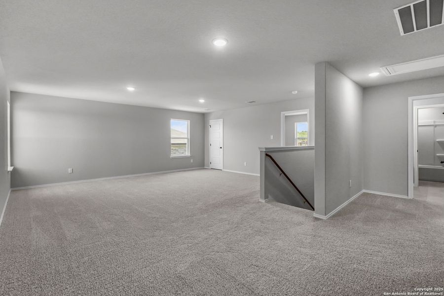 Image 39 of a home in Comanche Ridge. Image 39 of a home in Comanche Ridge.