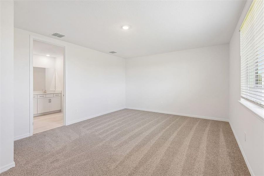 Spacious, unfurnished interior of a new home in Two Rivers - Signature Series, Zephyrhills (Image 42). Spacious, unfurnished interior of a new home in Two Rivers - Signature Series, Zephyrhills (Image 42).