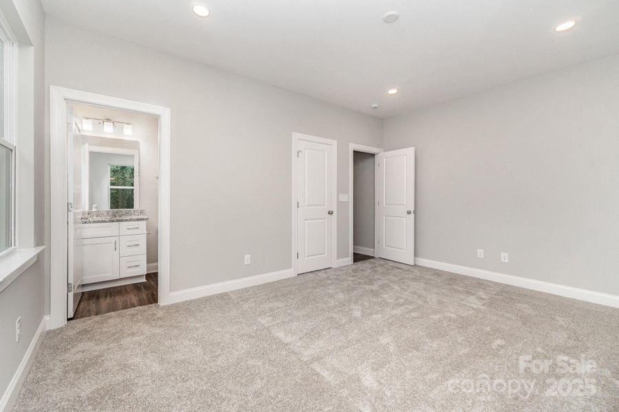 Spacious, unfurnished interior of a new home in , Gastonia (Image 6).