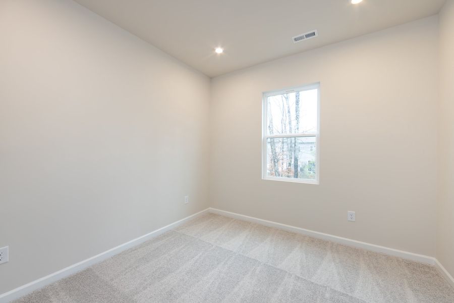 Spacious, unfurnished interior of a new home in Fifteen 15 Cannon, Charlotte (Image 24).