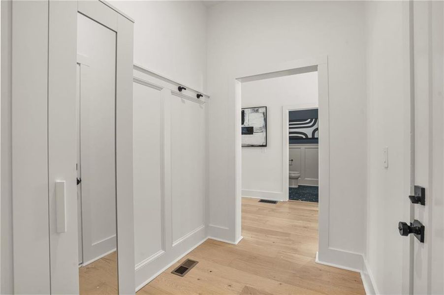 Spacious, unfurnished interior of a new home in , Atlanta (Image 61).