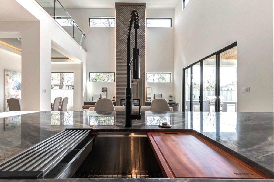 Community amenities in , Houston (Image 44).