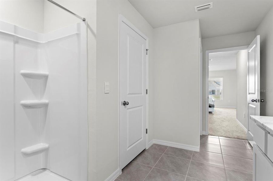 Furnished interior view inside a new home in Mandarin Grove, Palmetto (Image 30).
