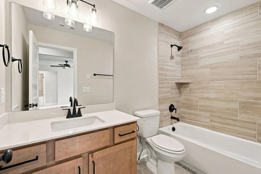 Everly E Bathroom 2