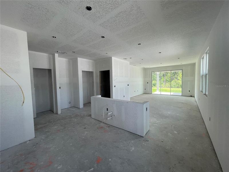 Spacious, unfurnished interior of a new home in Palm Series at Seminole Palms, Palm Coast (Image 23).