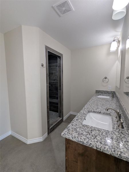 Spacious, unfurnished interior of a new home in , Lampasas (Image 5). Spacious, unfurnished interior of a new home in , Lampasas (Image 5).