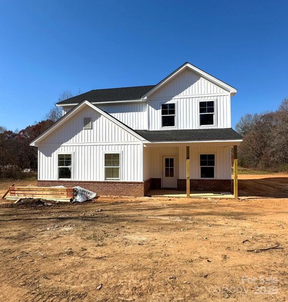 Front exterior of a new home in , Denver, NC, highlighting curb appeal (Image 1). Front exterior of a new home in , Denver, NC, highlighting curb appeal (Image 1).
