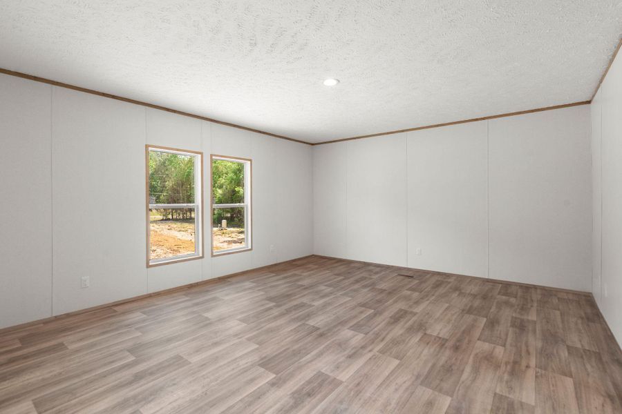 Spacious, unfurnished interior of a new home in , St. George (Image 21).