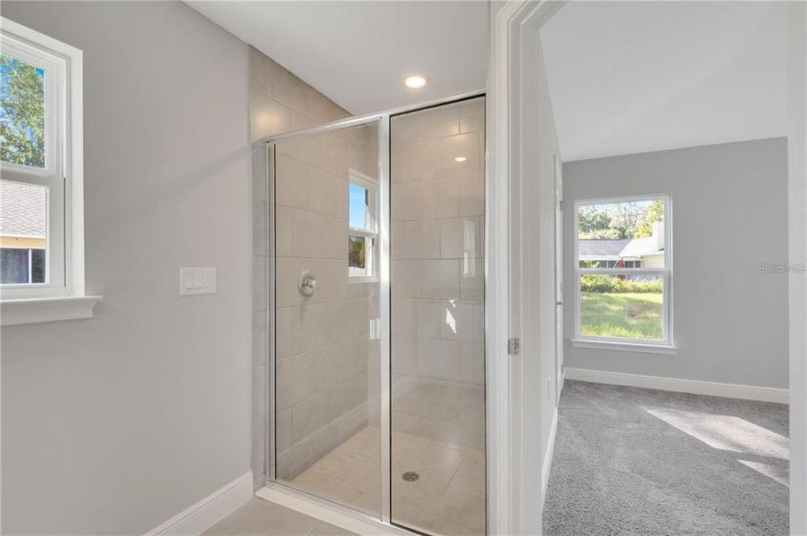 Furnished interior view inside a new home in , Kissimmee (Image 10).