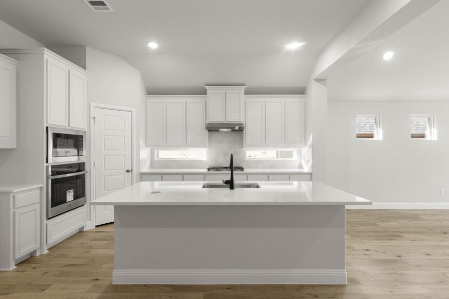 Furnished interior view inside a new home in Creekview Meadows, Pilot Point (Image 5).