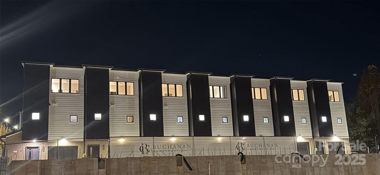 Condo located in Asheville, NC showcasing its design and architecture (Image 3).