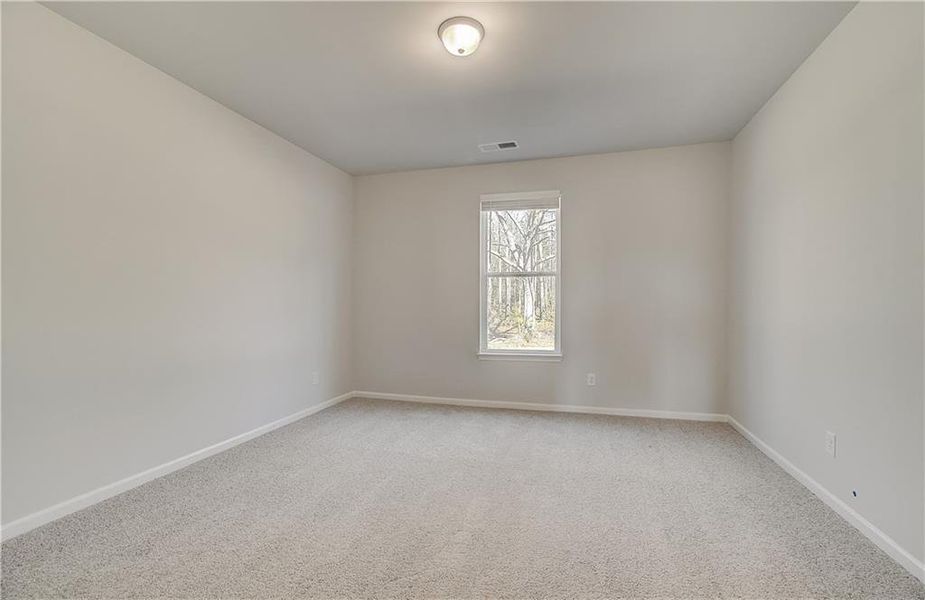 Spacious, unfurnished interior of a new home in Copperfield, Locust Grove (Image 16).