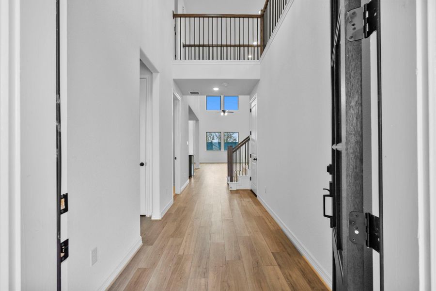 Spacious, unfurnished interior of a new home in Austin Point, Richmond (Image 28).