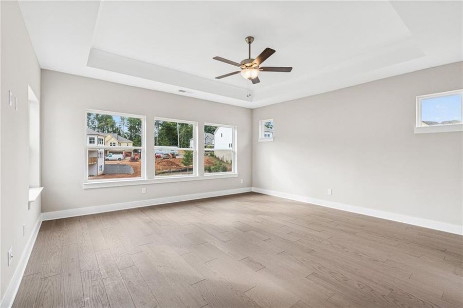 Spacious, unfurnished interior of a new home in Havencroft, Woodstock (Image 13). Spacious, unfurnished interior of a new home in Havencroft, Woodstock (Image 13).