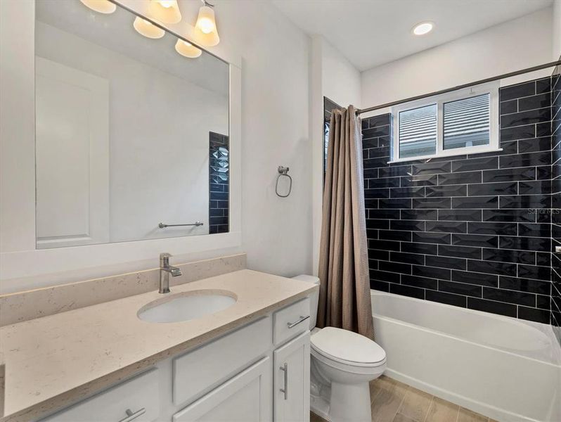 Furnished interior view inside a new home in , Sarasota (Image 5).