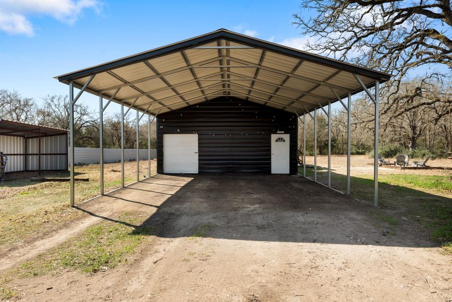 Community amenities in , Caldwell (Image 25).