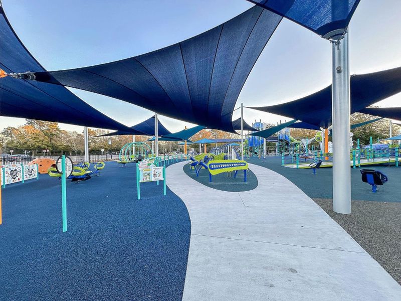 Community amenities in , North Charleston (Image 45).