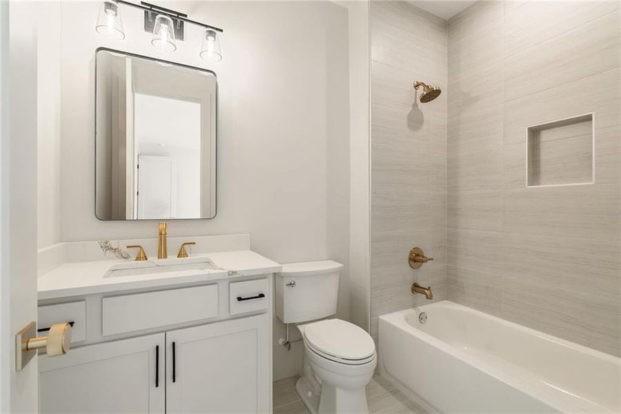 Image 50 of a home in .